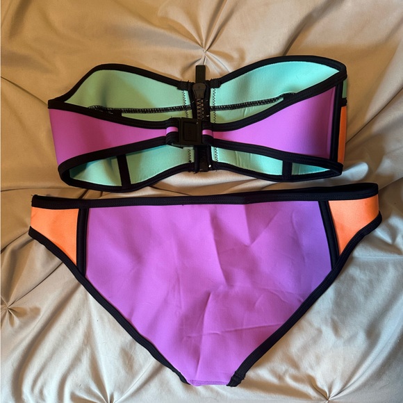 Triangl bikini - Picture 4 of 4